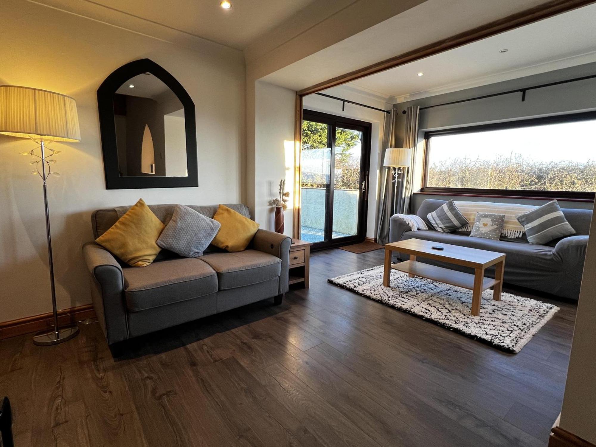 3 Bed Detached Cottage- Log Burner Mountain Views Beaumaris Exterior foto